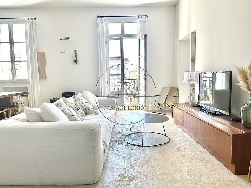 Appartement - 95 m² - 3 pièces