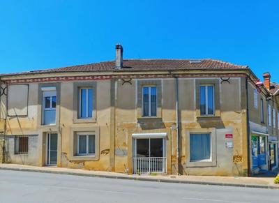 Maison - 210 m² - 6 pièces