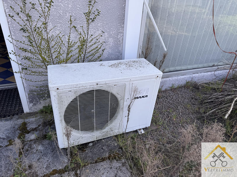 Local commercial - 135 m²