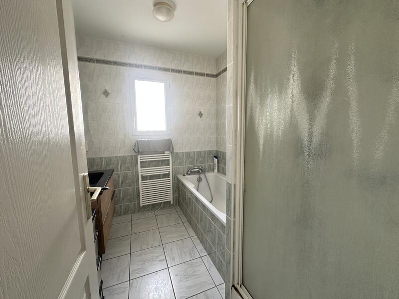 Maison - 83 m² - 4 pièces