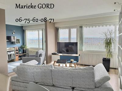 Appartement - 97 m² - 4 pièces