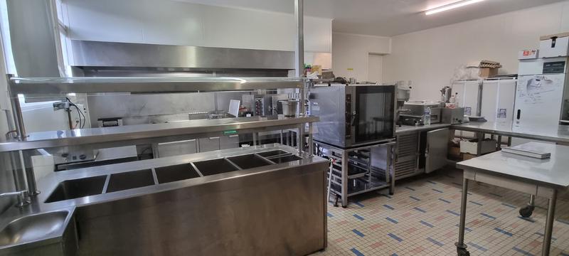 Fonds de commerce - 380 m²