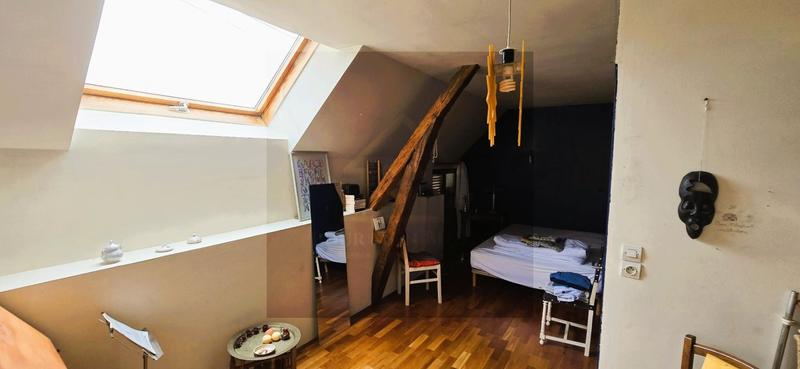 Maison ancienne - 141 m² - 6 pièces