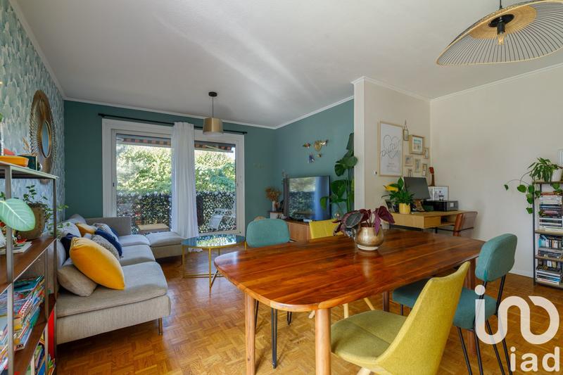 Appartement - 79 m² - 3 pièces