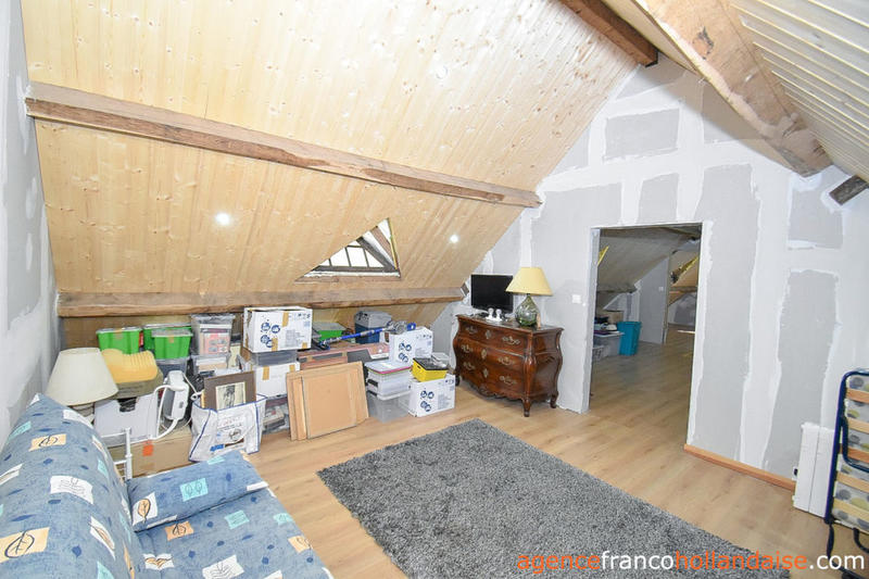 Maison en pierre - 143 m² - 5 pièces