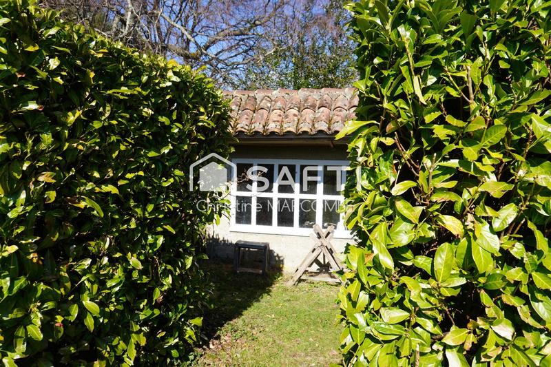 Maison - 185 m² - 9 pièces