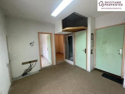 Local commercial - 30 m² - 4 pièces