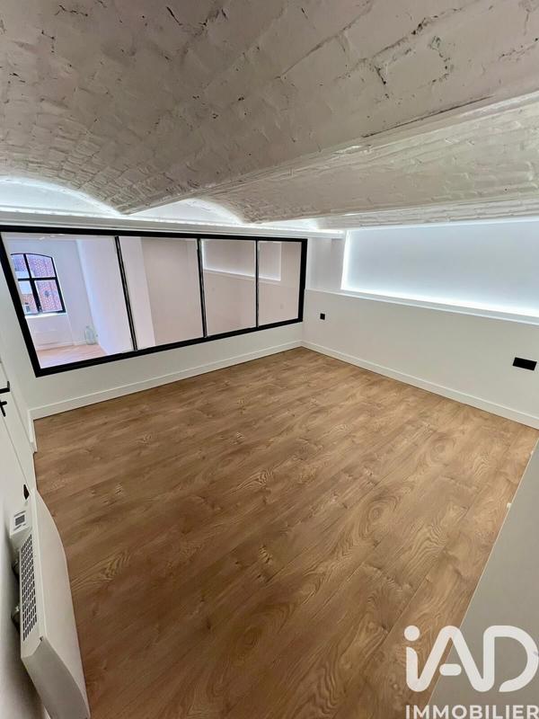 Loft - 121 m² - 5 pièces