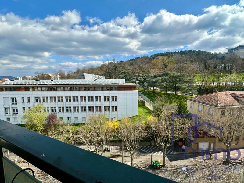 Appartement - 91 m² - 4 pièces