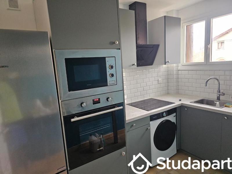 Chambre - 12 m² - 1 pièce