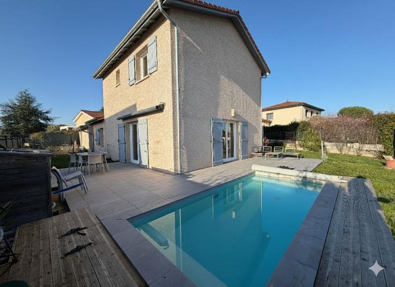 Maison - 125 m² - 5 pièces