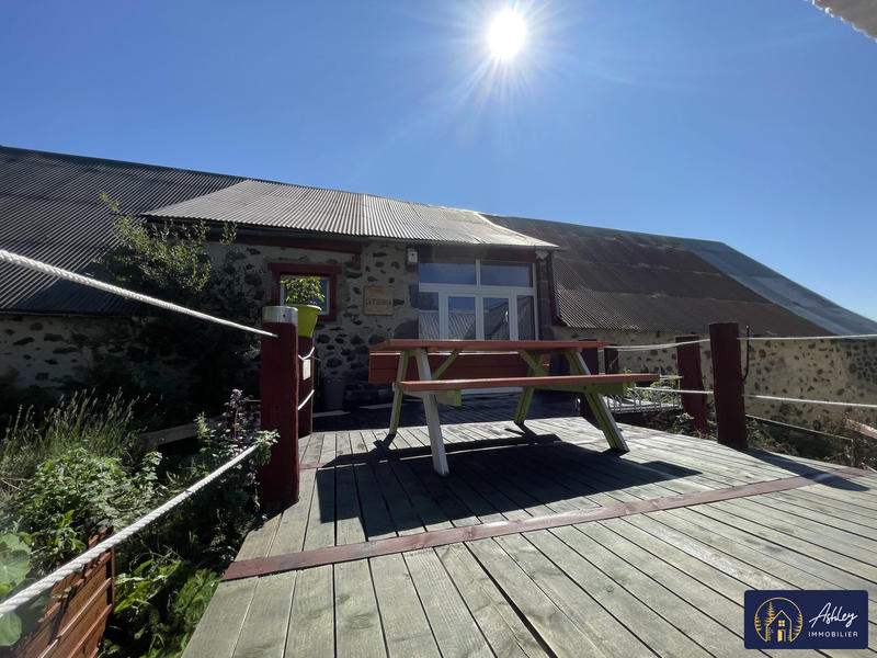 Maison ancienne - 230 m² - 6 pièces