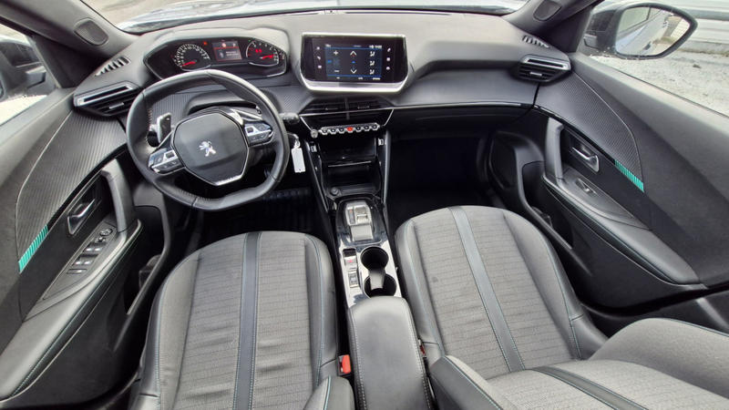 Peugeot 2008 Puretech 130 Eat8 Allure