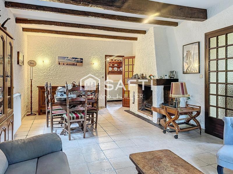 Maison - 90 m² - 4 pièces