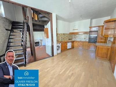 Duplex - 94 m² - 3 pièces