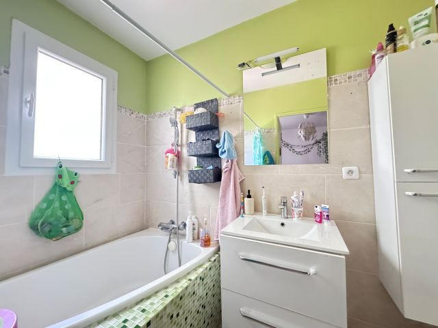 Maison - 116 m² - 4 pièces