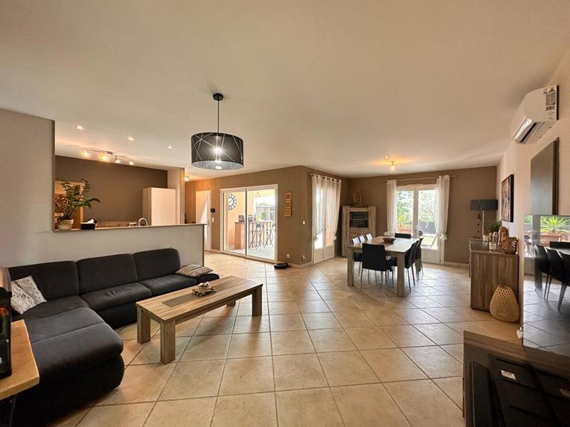 Maison - 127 m² - 5 pièces