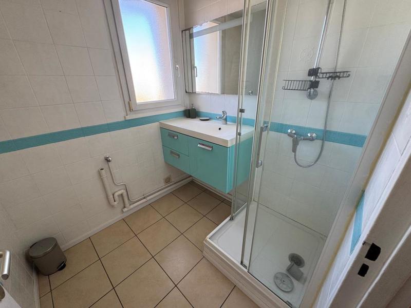 Appartement - 60 m² - 2 pièces