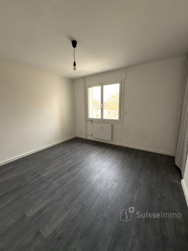 Appartement - 81 m² - 4 pièces