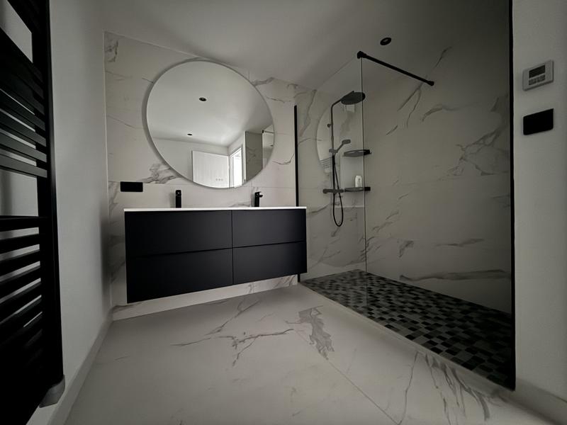 Maison contemporaine - 161 m² - 6 pièces