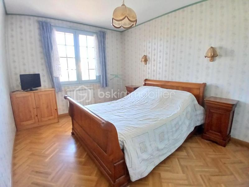 Maison - 163 m² - 8 pièces