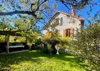 Maison - 179 m² - 8 pièces