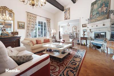 Villa - 290 m² - 6 pièces