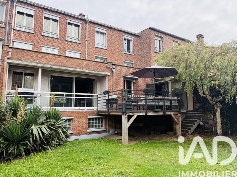 Maison - 291 m² - 12 pièces