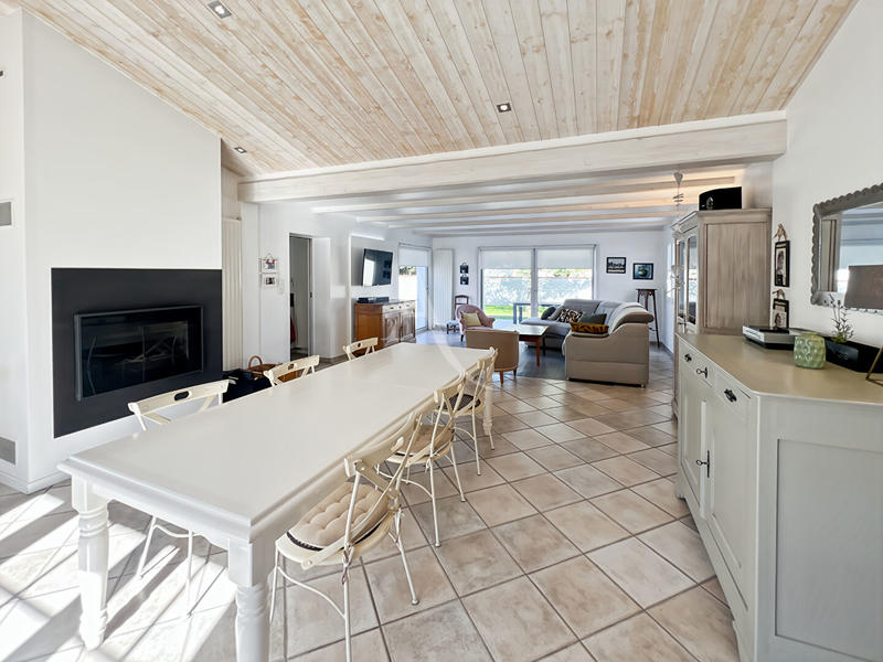 Maison - 157 m² - 6 pièces