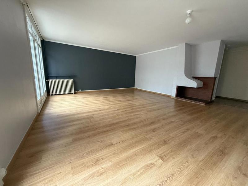 Appartement - 122 m² - 6 pièces