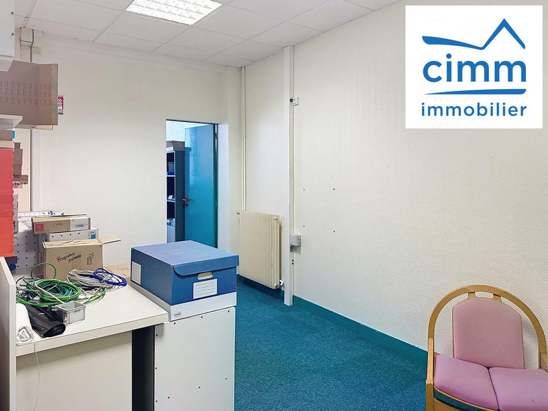 Bureau - 79 m² - 2 pièces