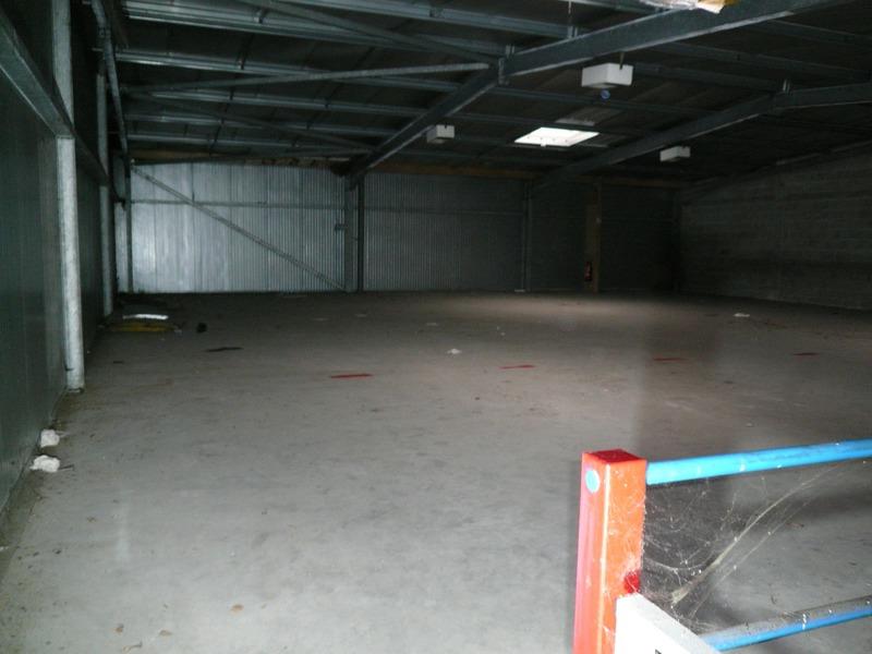 Local commercial - 1 440 m² - 9 pièces