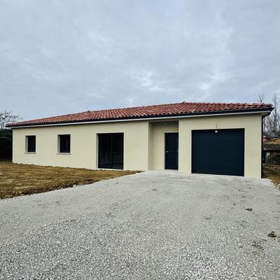 Maison - 100 m² - 4 pièces