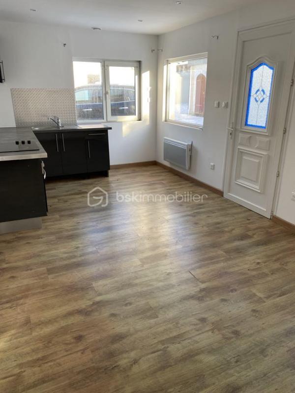 Maison - 219 m² - 10 pièces