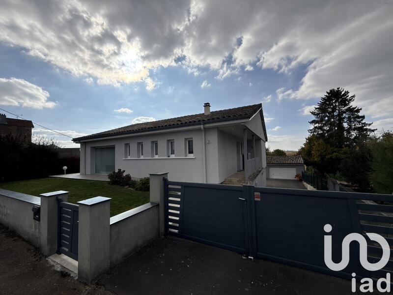 Maison - 190 m² - 8 pièces