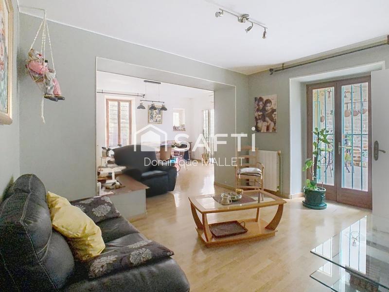 Maison - 80 m² - 5 pièces