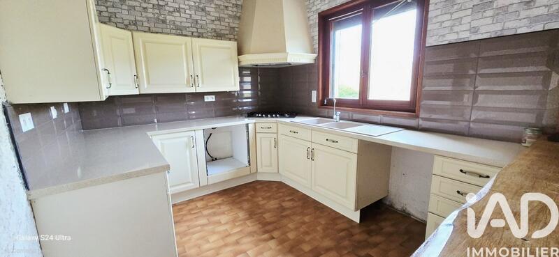 Maison - 92 m² - 4 pièces