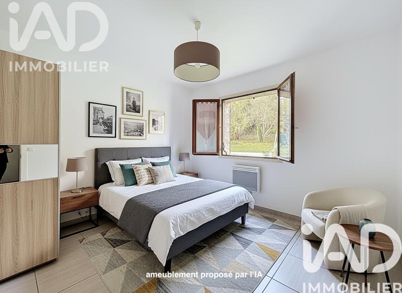 Maison - 102 m² - 6 pièces