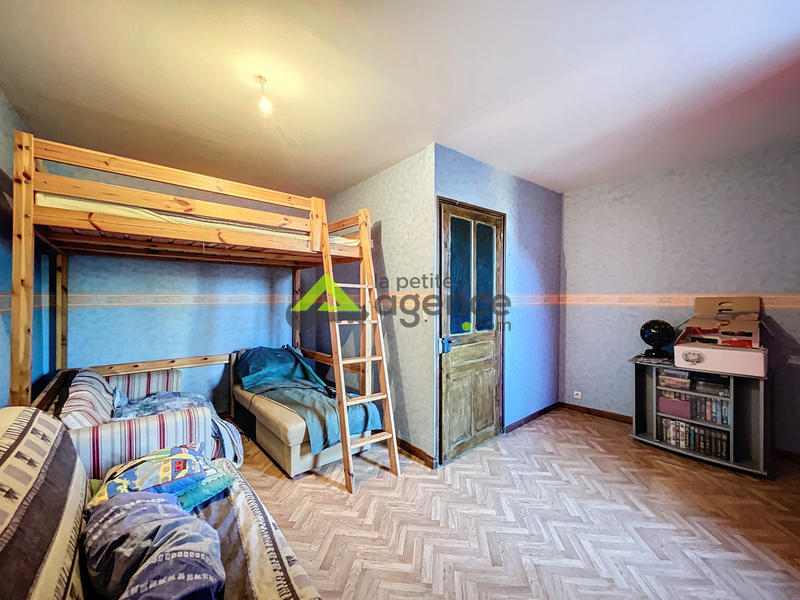 Maison - 130 m² - 10 pièces