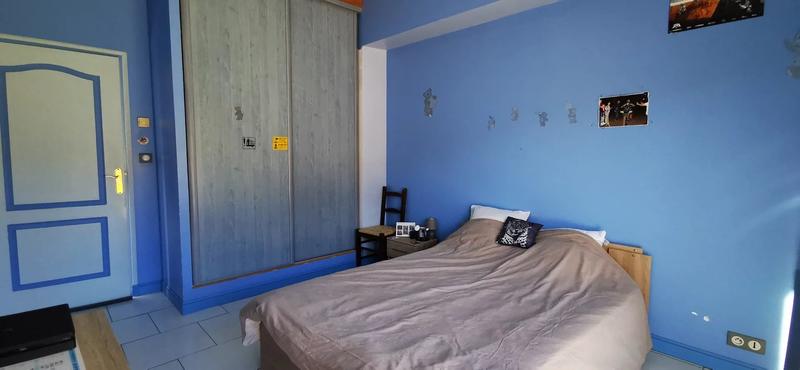 Maison - 284 m² - 10 pièces