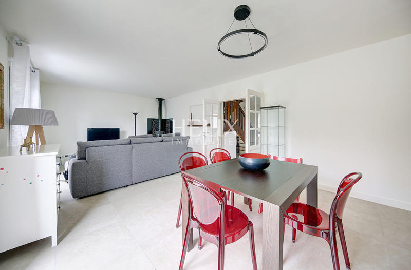 Maison - 156 m² - 7 pièces