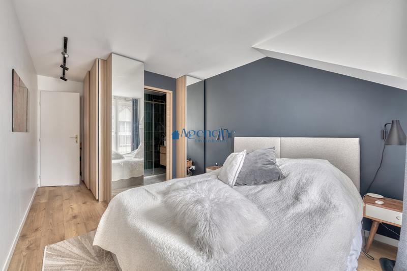 Maison - 90 m² - 5 pièces