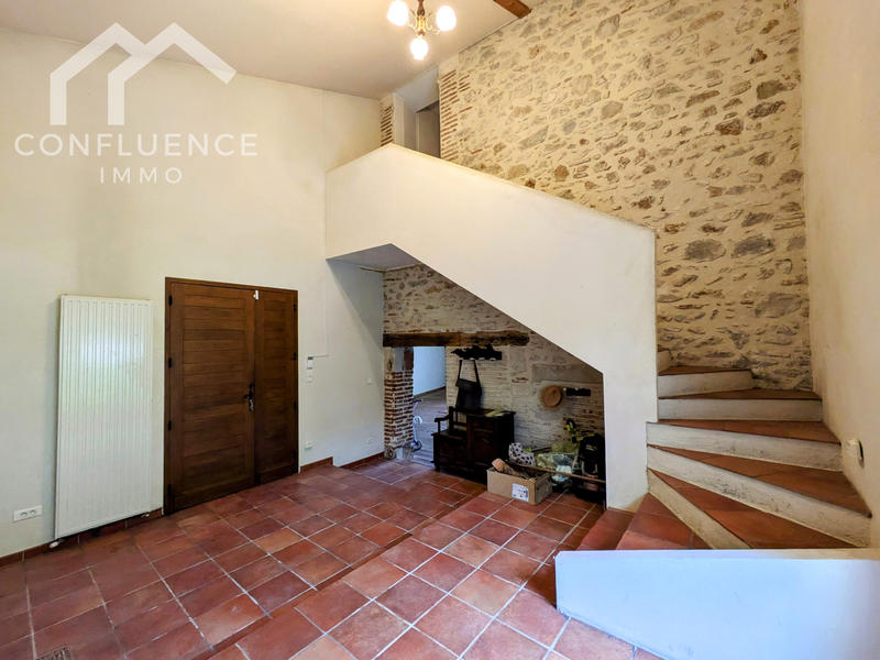 Maison - 250 m² - 7 pièces