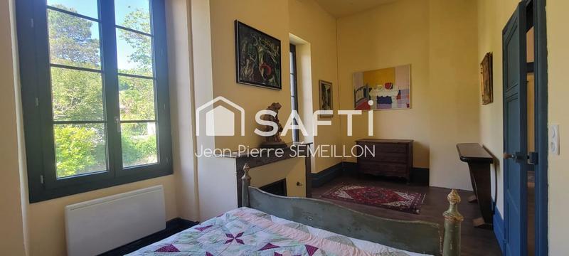 Maison - 385 m² - 13 pièces