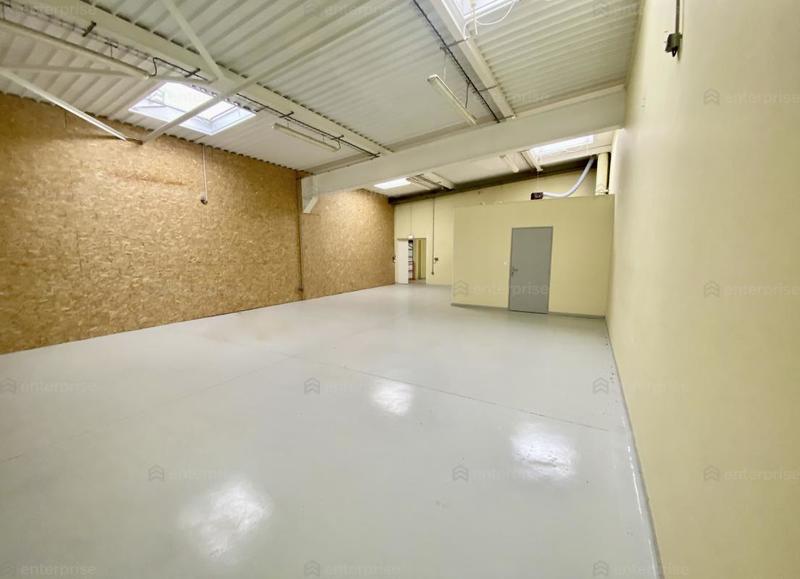 Local d'activité / Entrepôt - 1 535 m²