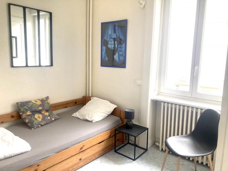 Chambre - 15 m² - 1 pièce
