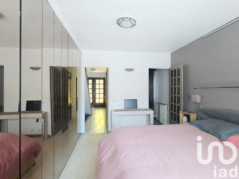 Maison - 192 m² - 9 pièces