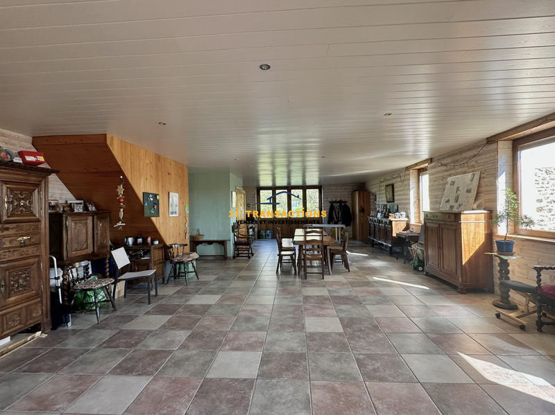 Ferme - 247 m² - 10 pièces