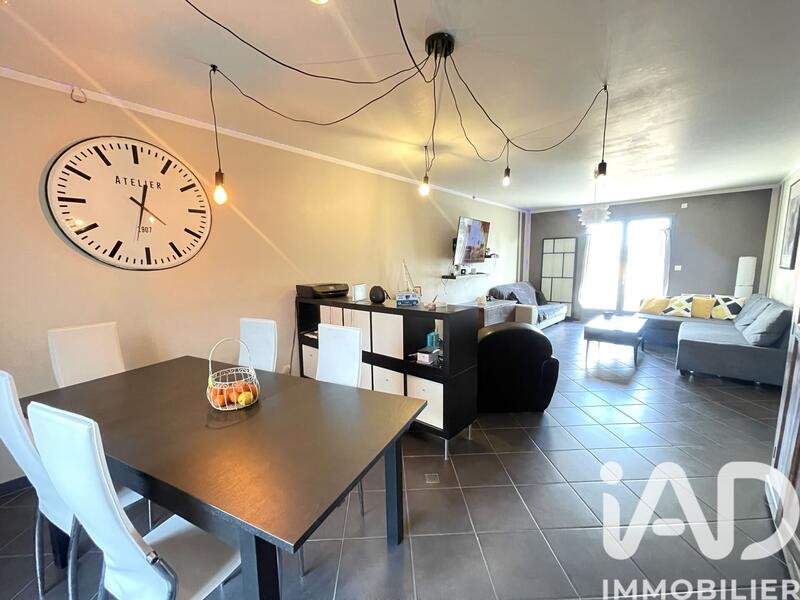 Maison - 143 m² - 7 pièces