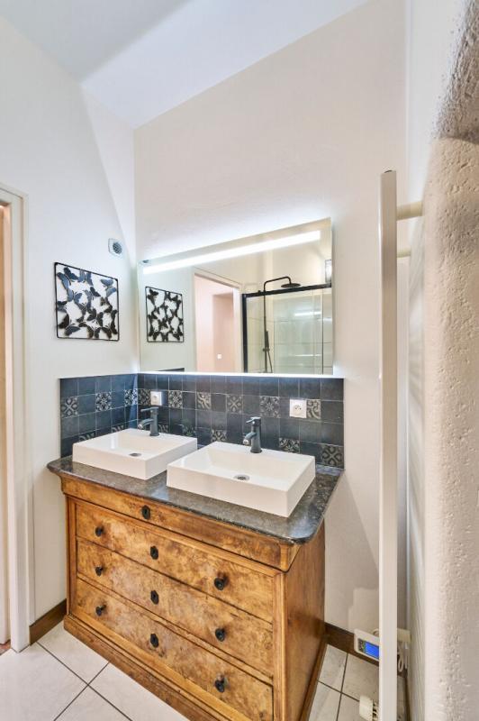 Propriété - 208 m² - 8 pièces